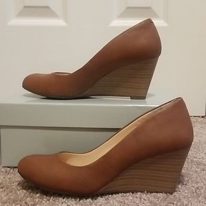 Jessica Simpson | Wedged heels